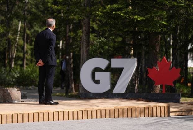 June 16, 2025, Kananaskis, Ab, CANADA: Canadian Prime Minister Mark Carney prepares to welcome world leaders to the G7 Summit in Kananaskis, Alta., on Monday, June 16, 2025. Kananaskis CANADA  - ZUMAc35_ 20250616_zaf_c35_175 Copyright: xDarrylxDyckx