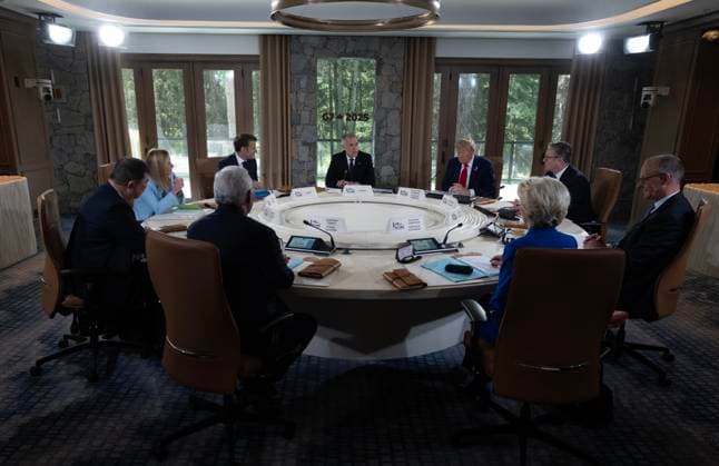 June 16, 2025, Kananaskis, Ab, Canada: Prime Minister Mark Carney delivers opening remarks at the first session of the G7 Summit in Kananaskis, Alta., on Monday, June 16, 2025. Kananaskis Canada  - ZUMAc35_ 20250616_zaf_c35_224 Copyright: xAdrianxWyldx