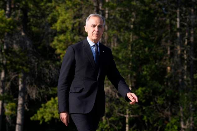 June 17, 2025, Kananaskis, Ab, Canada: Prime Minister Mark Carney makes his way to meet with North Atlantic Treaty Organization Secretary General Mark Rutte at the G7 Summit in Kananaskis, Alta., on Tuesday, June 17, 2025. Kananaskis Canada  - ZUMAc35_ 20250617_zaf_c35_003 Copyright: xAdrianxWyldx