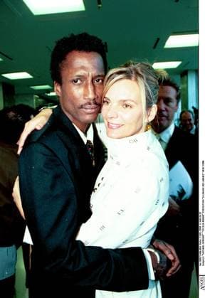 MICHAEL WRIGHT CECILIA RODHE EXPOSITION LA DANSE DES ARMES NEW YORK PLAN AMERICAIN *** MICHAEL WRIGHT CECILIA RODHE Exposition DIE Tanz DES WAFFEN NEW York Plan AMERIKANISCH  Copyright: xJEANxLOUISxMACAULTx xBESTIMAGExJEANxLOUISxMACAULTx xBESTIMAGEx