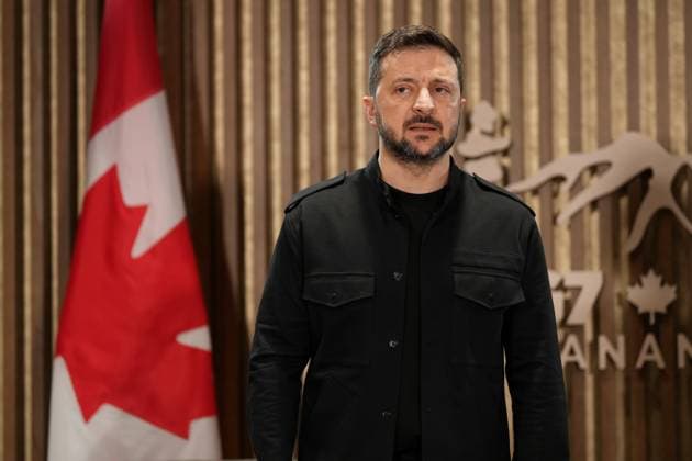 June 17, 2025, Kananaskis, Ab, CANADA: Ukrainian President Volodymyr Zelenskyy attends a meeting with Canadian Prime Minister Mark Carney at the G7 Summit in Kananaskis, Alta., on Tuesday, June 17, 2025. Kananaskis CANADA  - ZUMAc35_ 20250617_zaf_c35_106 Copyright: xDarrylxDyckx