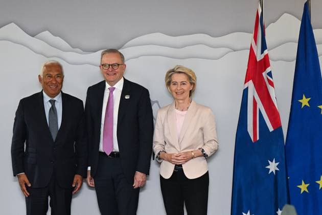 G7 SUMMIT CANADA, Australian Prime Minister Anthony Albanese poses for photographs with President of the European Commission Ursula von der Leyen and President of the European Council Antonio Costa during a bilateral meeting at the G7 Leaders Summit in Kananaskis, Alberta, Canada, Tuesday, June 17, 2025. ( NO ARCHIVING Kananaskis ALBERTA CANADA  Copyright: xLUKASxCOCHx 20250618130950440333