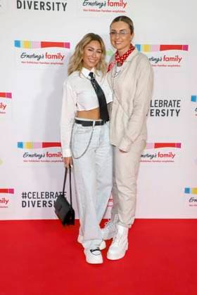 Linda Teodosiu, Xandra as guests on the red carpet at the Ernstings Fashion HW Show 2025 under the motto Celebrate Diversity at Hotel Empire Riverside on June 17, 2025 in Hamburg Hamburg Germany