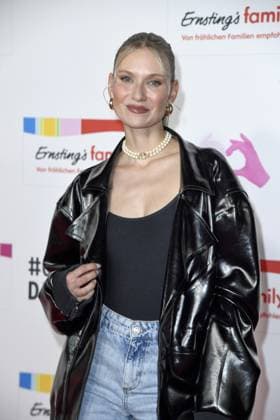 Carolin Niemczyk Band Glasperlenspiel at the Ernsting™s family fashion reception under the inspiring motto CELEBRATE DIVERSITY at the Riverside Hotel in Hamburg on 17 06 2025