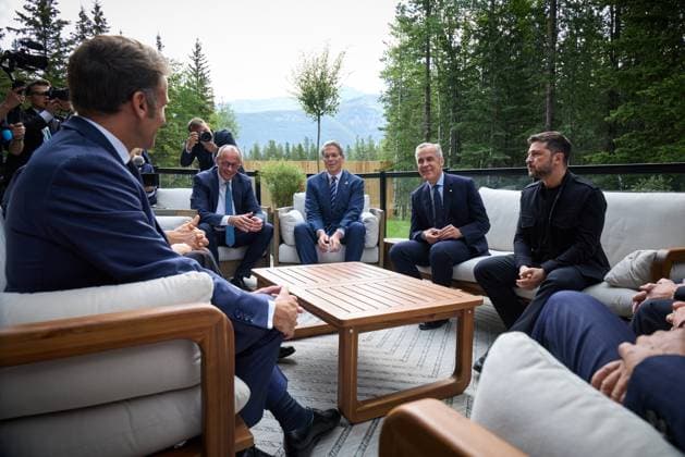 Ukrainian President Volodymyr Zelenskyy attends the G7 Ukrainian President Volodymyr Zelenskyy attends the G7 Summit and meets with officials and representatives of member states in Canada on June 17, 2025. Photo by PRESIDENT OF UKRAINE apaimages Canada Canada Canada 170625_Canada_UPO_00(8).jpeg Copyright: xapaimagesxPRESIDENTxOFxUKRAINEx xapaimagesx