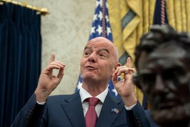 President Trump Holds a Meeting with Members of the Juventus Soccer Club FIFA president Giani Infantino gestures during a meeting with U.S. President Donald Trump and members of the Juventus soccer club in the Oval Office of the White House in Washington, DC on Wednesday, June 18, 2025. Photo by Ken Cedeno Pool ABACAPRESS.COM WASHINGTON DC United States  Copyright: xPool ABACAx