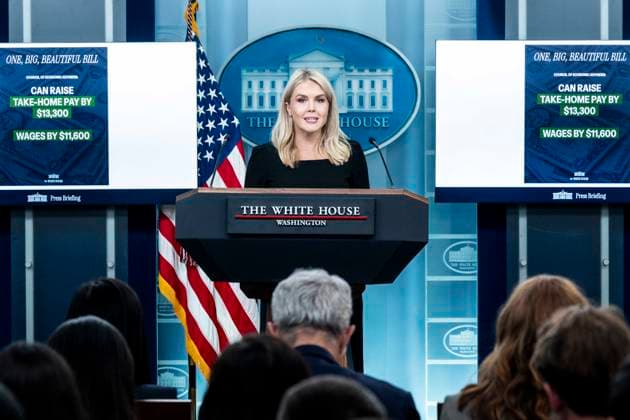News Themen der Woche KW25 News Bilder des Tages June 19, 2025, Washington, District Of Columbia, USA: White House Press Secretary Karoline Leavitt speaking at a press briefing in the White House Press Briefing Room at the White House in Washington, D.C. Washington USA - ZUMAb161 20250619_aap_b161_009 Copyright: xMichaelxBrochsteinx