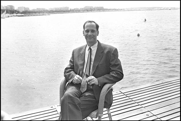 ARCHIVES - JOHN WATERS SUR LA CROISETTE A CANNES PENDANT LE FESTIVAL POUR LE FILM CRY BABY Cannes France *** Archiv JOHN WATERS auf DIE KROISETTE A Cannes WÄHREND der FESTIVAL für der Film CRY BABY Cannes Frankreich  Copyright: xANGELI-RINDOFFx xBESTIMAGExANGELI-RINDOFFx xBESTIMAGEx