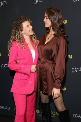 June 20, 2025: GRACE O DONNELL-CLANCY (L) attends the Opening Night of Cats at the Theatre Royal on June 20, 2025 in Sydney, NSW Australia - ZUMAa155 20250620_aaa_a155_052 Copyright: xChristopherxKhouryx