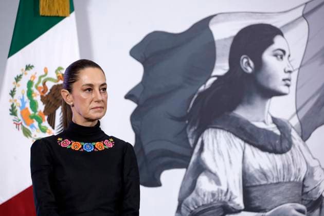 Mexico™s President Claudia Sheinbaum Holds Briefing Of Hurricane Erick Mexico™s President Claudia Sheinbaum Pardo, speaks about the damage caused by Hurricane Erick in the states of Oaxaca and Guerrero at briefing conference at National Palace. on June 20, 2025 in Mexico City, Mexico. (Photo by Luis Barron Eyepix Group) Copyright: xLuisxBarron xEyepixxGroupx LB_20062025_159217