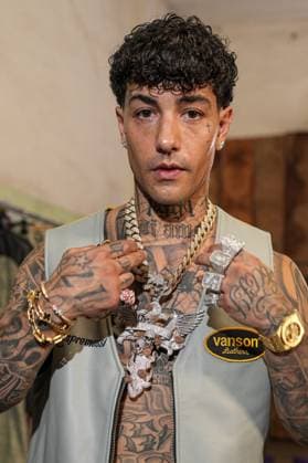 Milan, Milan Men s Fashion Week: Spring Summer 2026 - Men s Fashion, Spring Summer 2026 - Tony Effe shows for PDF in the photo: Tony Effe  Copyright: xRiccardoxGIordanox xipa-agency.netx xRiccardoxGiordanox IPA_Agency_IPA59288297