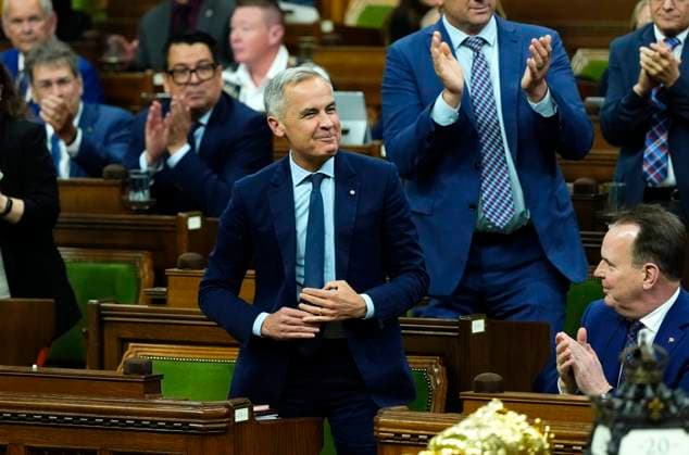 June 20, 2025, Ottawa, On, CAN: Prime Minister Mark Carney rises during a vote for Bill C-5 in the House of Commons on Parliament Hill in Ottawa, on Friday, June 20, 2025. Ottawa CAN  - ZUMAc35_ 20250620_zaf_c35_039 Copyright: xJustinxTangx