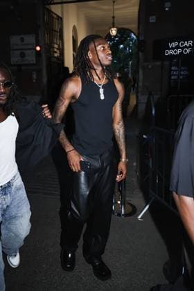 Milan, Milan Men s Fashion Week Spring Summer 2026 - Men s Fashion, Spring Summer 2026 - PDF by Domenico Formichetti Fashion Show - Arrivals. In the photo: Rafael Leao (AC Milan striker)  Copyright: xAlessandroxBremecx xipa-agency.netx xx IPA_Agency_IPA59296130