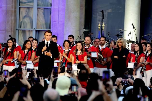 Emmanuel and Brigitte Macron at the France Music Week reception at the Elysée Palace as part of the Fête de la Musique in Paris Emmanuel and Brigitte Macron France Music Week reception at the Elysée Palace as part of the Fête de la Musique in Paris on June 20, 2025 Dominique Jacovides Bestimage France Music Week reception at the Elysée Palace as part of the Fête de la Musique in Paris on June 20, 2025 Paris France  Copyright: xDOMINIQUExJACOVIDESx xBESTIMAGExDOMINIQUExJACOVIDESx xBESTIMAGEx