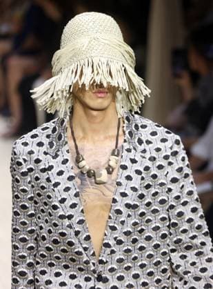 June 21, 2025, Milan, MILAN: A model presents a creation by Emporio Armani for the Menswear Ready-to-wear Spring-Summer 2026 collection during the Milan Fashion Week, in Milan, Italy, 21 June 2025. The Milano Fashion Week runs from 20 to 24 June 2025.ANSA MATTEO BAZZI. Milan MILAN  - ZUMAa110 20250621_zaf_a110_060 Copyright: xMatteoxBazzix