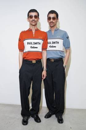 Milan, Milan Men s Fashion Week: Spring Summer 2026 - Men s Fashion, Spring Summer 2026 - Paul Smith fashion show - front raw in the photo: twins hadban  Copyright: xRiccardoxGIordanox xipa-agency.netx xRiccardoxGiordanox IPA_Agency_IPA59319972