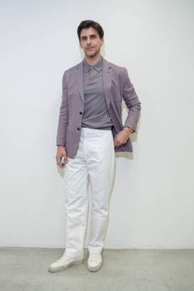 Milan, Milan Men s Fashion Week: Spring Summer 2026 - Men s Fashion, Spring Summer 2026 - Paul Smith fashion show - front raw in the photo: Johannes Huebl  Copyright: xRiccardoxGIordanox xipa-agency.netx xRiccardoxGiordanox IPA_Agency_IPA59320059