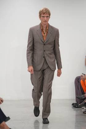 Milan, Milan Men s Fashion Week: Spring Summer 2026 - Men s Fashion, Spring Summer 2026 - Paul Smith fashion show - catwalk in the photo: Model  Copyright: xRiccardoxGIordanox xipa-agency.netx xRiccardoxGiordanox IPA_Agency_IPA59320661