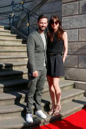Staatsoper für alle , Red carpet on Bebelplatz, Berlin, 21 06 2025 Franz Dinda and Elise Dinda arriving for Charles Gounods RomÃ o et Juliette after William Shakespeare at the Staatsoper für Alle on Bebelplatz in Berlin on 21 6 2025 Berlin Staatsoper Unter den Linden Copyright: xAnitaxBuggex