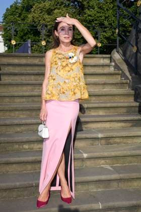 Nadine Warmuth actress on the red carpet as a guest at the opera concert Staatsoper fuer alle unter den Linden 19 edition on June 21, 2025 in Berlin on Bebelplatz under the open sky Opera by Charles Gounods Romeo et Juliette Berlin Germany