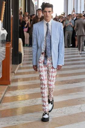 Milan, Milan Men s Fashion Week: Spring Summer 2026 - Men s Fashion, Spring Summer 2026 - Vivienne Westwood fashion show - catwalk in the photo: Model  Copyright: xRiccardoxGIordanox xipa-agency.netx xRiccardoxGiordanox IPA_Agency_IPA59341905