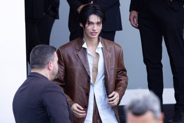 News - Prada - Arrivals - Milan Fashion Week - Menswear Spring Summer 2026 Win Metawin Opas-iamkajorn is seen leaving the Prada fashion show during the Milan Menswear Spring Summer 2026 Fashion Week on June 22, 2025 in Milan, Italy. Photo: Cinzia Camela. MILAN Fondazione Prada Italy Copyright: xCinziaxCamelax xLiveMediax LPN_1933590