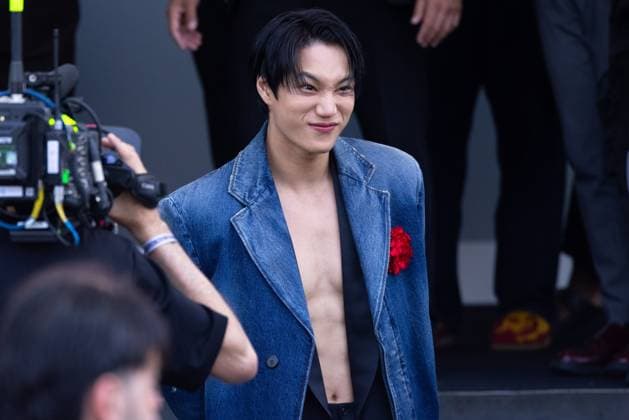 News - Prada - Arrivals - Milan Fashion Week - Menswear Spring Summer 2026 Kai arrives at the Prada fashion show during the Milan Menswear Spring Summer 2026 Fashion Week on June 22, 2025 in Milan, Italy. Photo: Cinzia Camela. MILAN Fondazione Prada Italy Copyright: xCinziaxCamelax xLiveMediax LPN_1933710