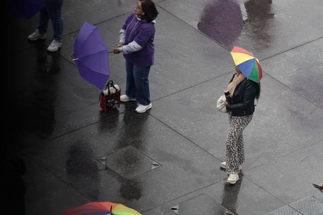 June 22, 2025, Mexico, Cdmx, Mexico: Hundreds of people gathered in Mexico City s Plaza de la ConstitucioÂ³n to break the record for the world s largest LGBTTTIQA+ flag. For this event, they used umbrellas in the same colors as the gay community flag. Mexico Mexico - ZUMAp204 20250622_zip_p204_024 Copyright: xJosuexPerezx