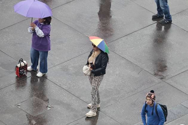 June 22, 2025, Mexico, Cdmx, Mexico: Hundreds of people gathered in Mexico City s Plaza de la ConstitucioÂ³n to break the record for the world s largest LGBTTTIQA+ flag. For this event, they used umbrellas in the same colors as the gay community flag. Mexico Mexico - ZUMAp204 20250622_zip_p204_025 Copyright: xJosuexPerezx