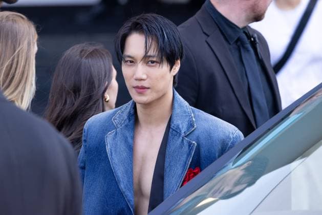 News - Prada - Arrivals - Milan Fashion Week - Menswear Spring Summer 2026 Kai is seen leaving the Prada fashion show during the Milan Menswear Spring Summer 2026 Fashion Week on June 22, 2025 in Milan, Italy. Photo: Cinzia Camela. MILAN Fondazione Prada Italy Copyright: xCinziaxCamelax xLiveMediax LPN_1934022