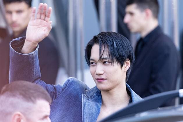 News - Prada - Arrivals - Milan Fashion Week - Menswear Spring Summer 2026 Kai is seen leaving the Prada fashion show during the Milan Menswear Spring Summer 2026 Fashion Week on June 22, 2025 in Milan, Italy. Photo: Cinzia Camela. MILAN Fondazione Prada Italy Copyright: xCinziaxCamelax xLiveMediax LPN_1934025