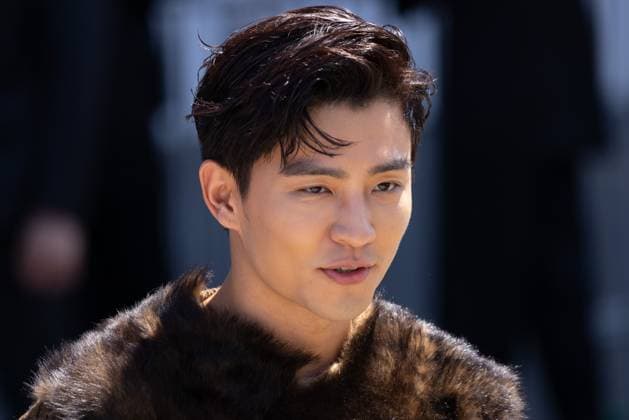 News - Prada - Arrivals - Milan Fashion Week - Menswear Spring Summer 2026 Alvin Chong is seen leaving the Prada fashion show during the Milan Menswear Spring Summer 2026 Fashion Week on June 22, 2025 in Milan, Italy. Photo: Cinzia Camela. MILAN Fondazione Prada Italy Copyright: xCinziaxCamelax xLiveMediax LPN_1934074