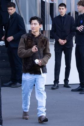 News - Prada - Arrivals - Milan Fashion Week - Menswear Spring Summer 2026 Alvin Chong is seen leaving the Prada fashion show during the Milan Menswear Spring Summer 2026 Fashion Week on June 22, 2025 in Milan, Italy. Photo: Cinzia Camela. MILAN Fondazione Prada Italy Copyright: xCinziaxCamelax xLiveMediax LPN_1934085