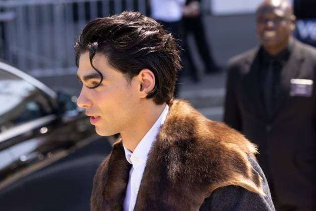 News - Prada - Arrivals - Milan Fashion Week - Menswear Spring Summer 2026 Jacob Rott is seen leaving the Prada fashion show during the Milan Menswear Spring Summer 2026 Fashion Week on June 22, 2025 in Milan, Italy. Photo: Cinzia Camela. MILAN Fondazione Prada Italy Copyright: xCinziaxCamelax xLiveMediax LPN_1934092