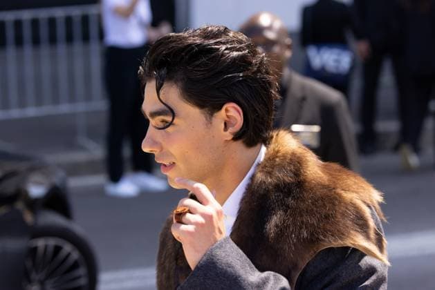 News - Prada - Arrivals - Milan Fashion Week - Menswear Spring Summer 2026 Jacob Rott is seen leaving the Prada fashion show during the Milan Menswear Spring Summer 2026 Fashion Week on June 22, 2025 in Milan, Italy. Photo: Cinzia Camela. MILAN Fondazione Prada Italy Copyright: xCinziaxCamelax xLiveMediax LPN_1934093