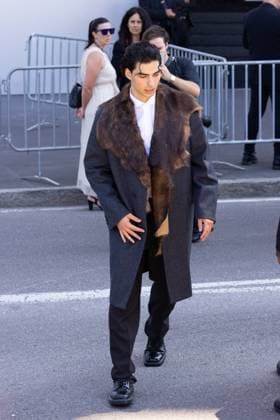 News - Prada - Arrivals - Milan Fashion Week - Menswear Spring Summer 2026 Jacob Rott is seen leaving the Prada fashion show during the Milan Menswear Spring Summer 2026 Fashion Week on June 22, 2025 in Milan, Italy. Photo: Cinzia Camela. MILAN Fondazione Prada Italy Copyright: xCinziaxCamelax xLiveMediax LPN_1934105