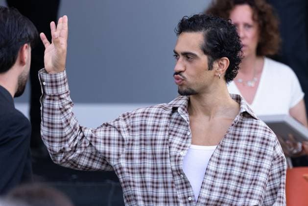 News - Prada - Arrivals - Milan Fashion Week - Menswear Spring Summer 2026 Mahmood is seen leaving the Prada fashion show during the Milan Menswear Spring Summer 2026 Fashion Week on June 22, 2025 in Milan, Italy. Photo: Cinzia Camela. MILAN Fondazione Prada Italy Copyright: xCinziaxCamelax xLiveMediax LPN_1934114