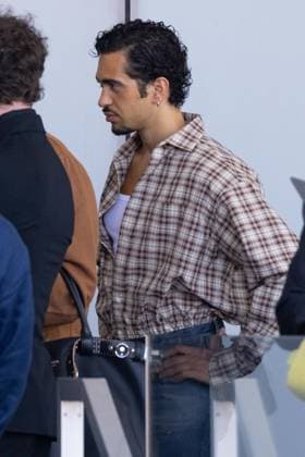 News - Prada - Arrivals - Milan Fashion Week - Menswear Spring Summer 2026 Mahmood is seen leaving the Prada fashion show during the Milan Menswear Spring Summer 2026 Fashion Week on June 22, 2025 in Milan, Italy. Photo: Cinzia Camela. MILAN Fondazione Prada Italy Copyright: xCinziaxCamelax xLiveMediax LPN_1934120