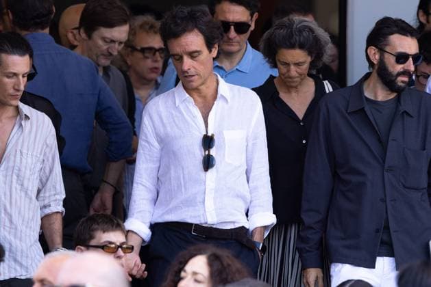 News - Prada - Arrivals - Milan Fashion Week - Menswear Spring Summer 2026 Emanuele Farneti is seen leaving the Prada fashion show during the Milan Menswear Spring Summer 2026 Fashion Week on June 22, 2025 in Milan, Italy. Photo: Cinzia Camela. MILAN Fondazione Prada Italy Copyright: xCinziaxCamelax xLiveMediax LPN_1934135