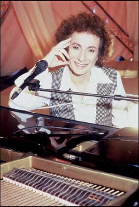 ARCHIVES - LA CHANTEUSE MARIE PAULE BELLE France *** Archiv DIE SINGER Maria PAULE BELLE Frankreich  Copyright: xREPORTERSx xBESTIMAGExREPORTERSx xBESTIMAGEx