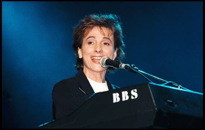 ARCHIVES - MARIE PAULE BELLE EN CONCERT POUR LE TENNIS CONCERT LES ENFANTS DE LA TERRE ORGANISE AU ZENITH DE PARIS PAR YANNICK NOAH France *** Archiv Maria PAULE BELLE IN Konzert für der Tennis Konzert sie KINDER von DIE Boden ORGANISIERT Au ZENITH von Paris vorbei YANNICK NOAH Frankreich  Copyright: xCOADICxGUIRECx xBESTIMAGExCOADICxGUIRECx xBESTIMAGEx