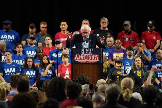 June 22, 2025, Fort Worth, Texas, USA: Bernie Sanders speaks to an audience in Fort Worth, Texas during a stop on his Ã¢â‚¬oeFight the OligarchyÃ¢â‚¬Â? tour across Texas. Fort Worth USA - ZUMAd219 20250622_znp_d219_008 Copyright: xHarmonxDobsonx