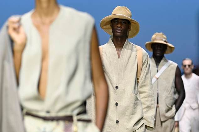 June 23, 2025, Milan, Itay: Models present creations by italian fashion designer Giorgio Armani Men s Spring-Summer 2026 collection during the Milan Fashion Week, in Milan, Italy, 23 June 2025. Milan Itay  - ZUMAa110 20250623_zaf_a110_007 Copyright: xDanielxDalxZennarox