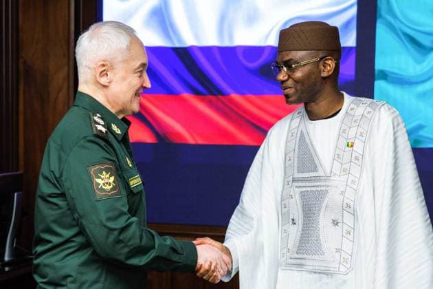 RUSSIA, MOSCOW - JUNE 23, 2025: Andrei Belousov (L), Defence Minister of Russia, shake hands with Sadio Camara, Defence Minister of Mali, during a meeting Moscow Russia  - ZUMAt113 20250623_zaa_t113_220 Copyright: xVadimxSavitskyx