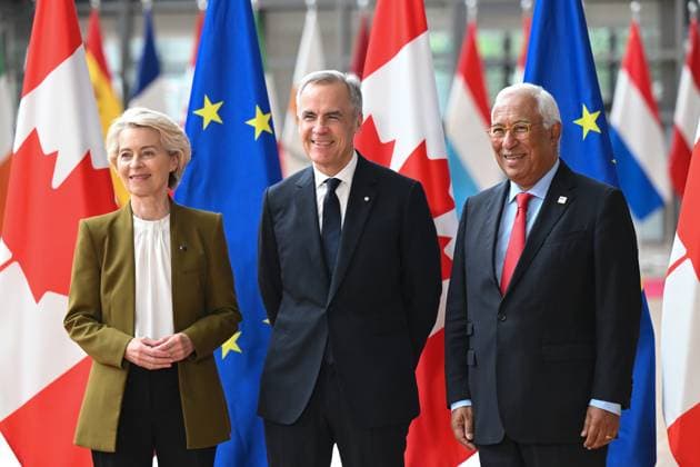 EU-Canada Summit in Brussels BRUSSELS, BELGIUM - JUNE 23: (----EDITORIAL USE ONLY - MANDATORY CREDIT - EUROPEAN UNION COUNCIL POOL - NO MARKETING NO ADVERTISING CAMPAIGNS - DISTRIBUTED AS A SERVICE TO CLIENTS----) European Commission President Ursula von der Leyen (L), European Council President Antonio Costa (R) and Canada Prime Minister Mark Carney (C) attend EU-Canada Summit in Brussels, Belgium on June 23, 2025. EU Council Pool Anadolu Brussels Belgium. Editorial use only. Please get in touch for any other usage.  Copyright: x2025xAnadoluxEUxCouncilx xPoolx