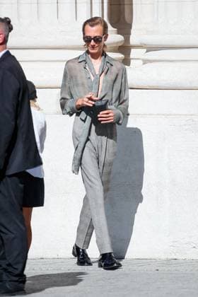 Arrivals at the second Saint Laurent Menswear Spring Summer 2026 show as part of Paris Fashion Week at the Bourse de Commerce Pinault Collection Paul Hammeline Arrivals at the second Saint Laurent Menswear Spring Summer 2026 show as part of Paris Fashion Week at the Bourse de Commerce Pinault Collection in Paris, France on June 24, 2025 Christophe Clovis Bestimage Celebs attending the Saint Laurent Menswear Spring Summer 2026 show as part of Paris Fashion Week on June 24, 2025 in Paris, France Paris France  Copyright: xChristophexClovisx xBestimagexChristophexClovisx xBestimagex