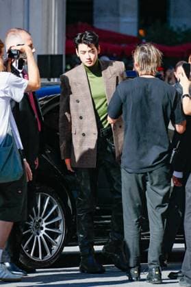 Arrivées au deuxième défilé Saint Laurent de la mode homme Printemps Été 2026 dans le cadre de la Fashion Week de Paris à la Bourse de Commerce Pinault Collection Cha Eun woo Arrivées au deuxième défilé Saint Laurent de la mode homme Printemps Été 2026 dans le cadre de la Fashion Week de Paris à la Bourse de Commerce Pinault Collection, à Paris, France, le 24 juin 2025 Christophe Clovis Bestimage Celebs attending the Saint Laurent Menswear Spring Summer 2026 show as part of Paris Fashion Week on June 24, 2025 in Paris, France Paris France  Copyright: xChristophexClovisx xBestimagexChristophexClovisx xBestimagex