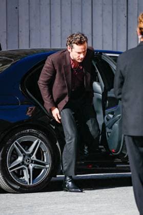 Arrivals at the second Saint Laurent Menswear Spring Summer 2026 show as part of Paris Fashion Week at the Bourse de Commerce Pinault Collection Lewis Pullman Arrivals at the second Saint Laurent Menswear Spring Summer 2026 show as part of Paris Fashion Week at the Bourse de Commerce Pinault Collection in Paris, France on June 24, 2025 Christophe Clovis Bestimage Celebs attending the Saint Laurent Menswear Spring Summer 2026 show as part of Paris Fashion Week on June 24, 2025 in Paris, France Paris France  Copyright: xChristophexClovisx xBestimagexChristophexClovisx xBestimagex