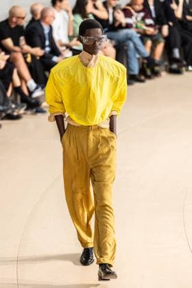 PFW - Men s Spring 2026 - Runway NB Model on the runway at the Saint Laurent show as part of Paris Men s Fashion Week on June 24, 2025 in Paris, France. Photo by Nasser Berzane ABACAPRESS.COM Paris France  Copyright: xBerzanexNasser ABACAx