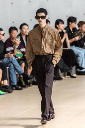 PFW - Men s Spring 2026 - Runway NB Model on the runway at the Saint Laurent show as part of Paris Men s Fashion Week on June 24, 2025 in Paris, France. Photo by Nasser Berzane ABACAPRESS.COM Paris France  Copyright: xBerzanexNasser ABACAx